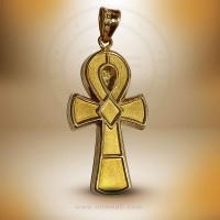 The Eternal Ankh Pendant in 18K Gold